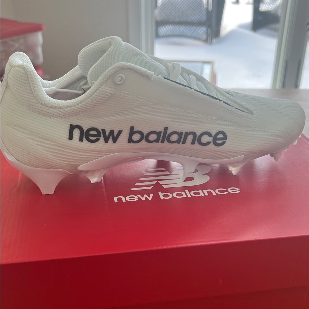 New Balance Lacrosse cleats- new in the box - Picture 7 of 8